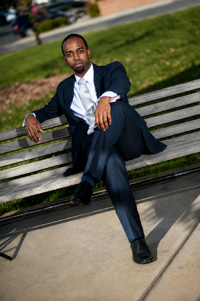 Sharp professional male portrait by Peter Farrar Portraits